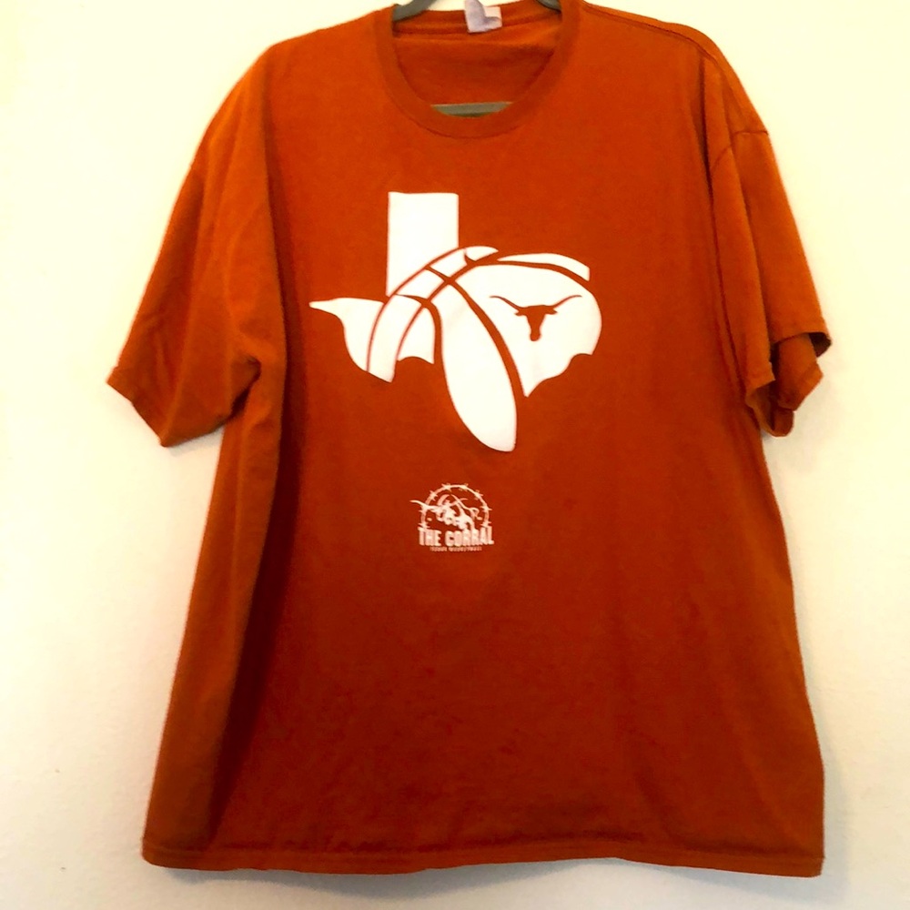 University of Texas T shirt, great condition